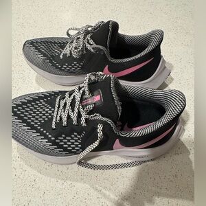 6.5 Nike Zoom Winflo 6 Black Lotus Pink W Running Shoes